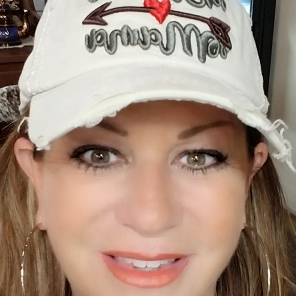 Meet your Posher, Linda - Picture 2 of 2